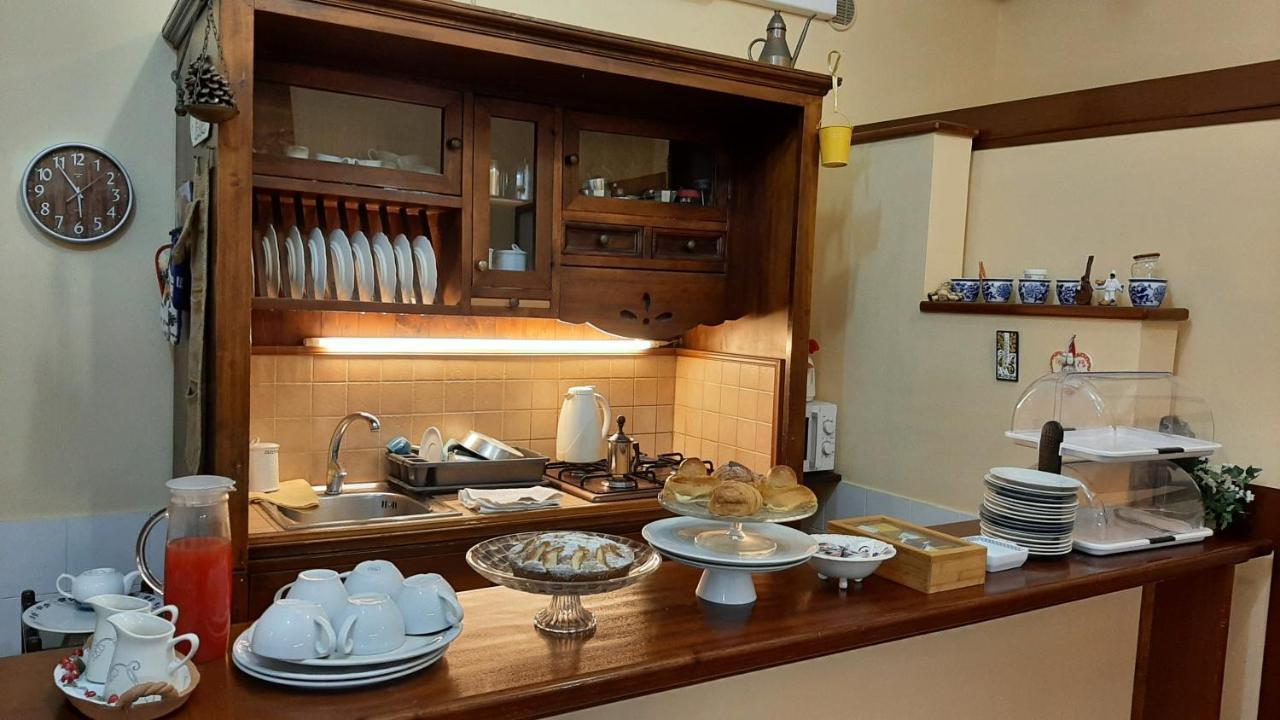 Monteoliveto Bed & Breakfast Napels Buitenkant foto