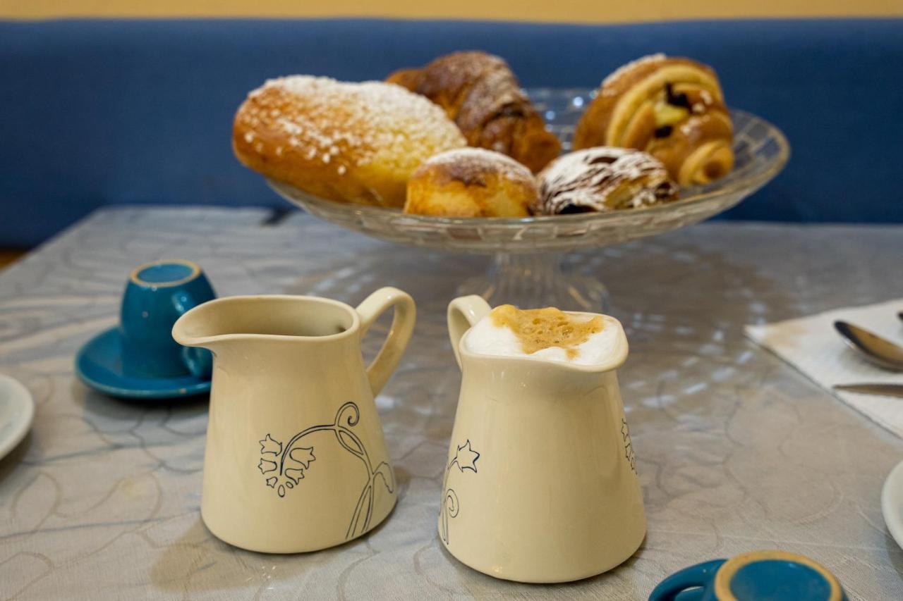 Monteoliveto Bed & Breakfast Napels Buitenkant foto
