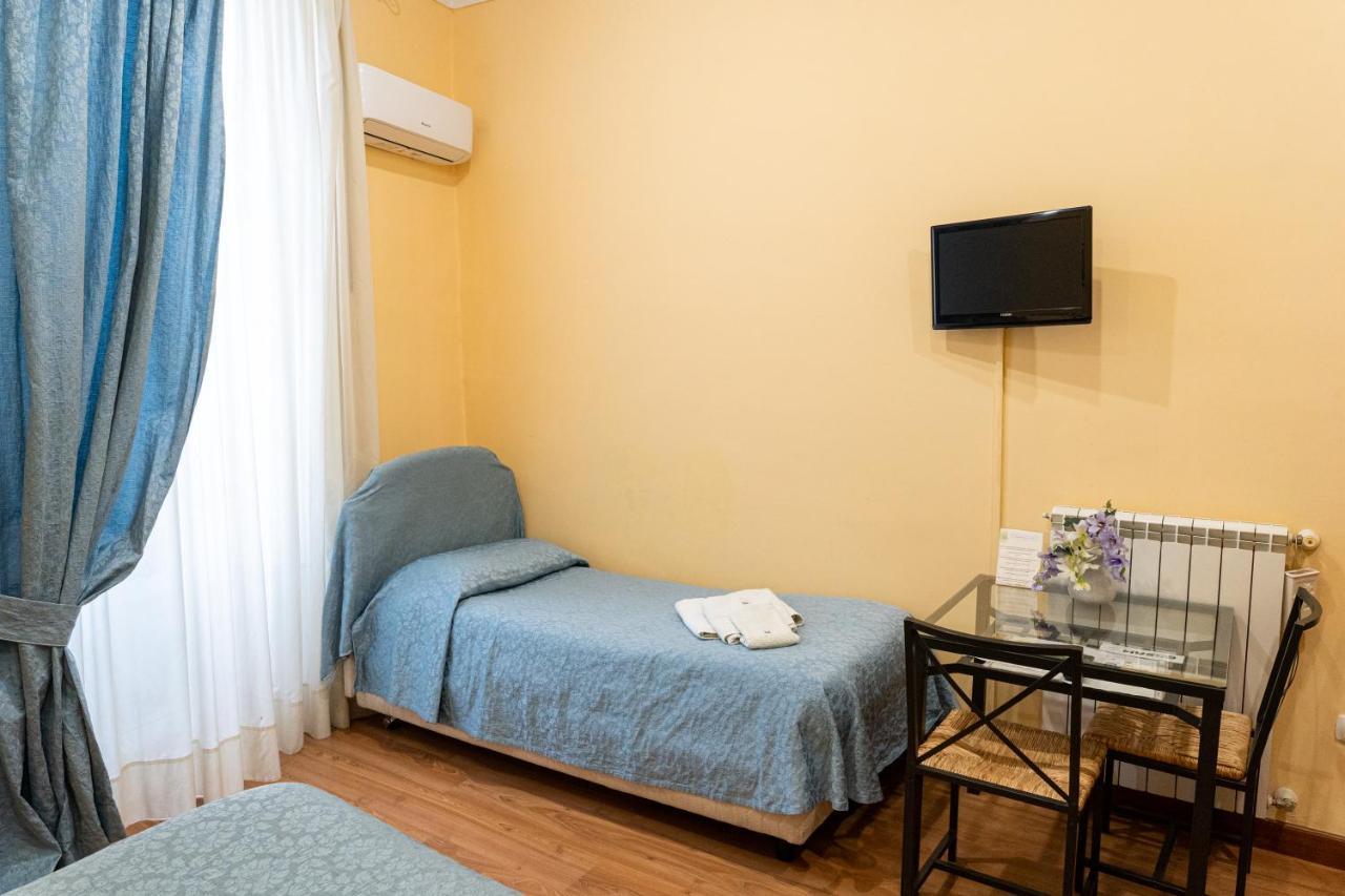 Monteoliveto Bed & Breakfast Napels Buitenkant foto