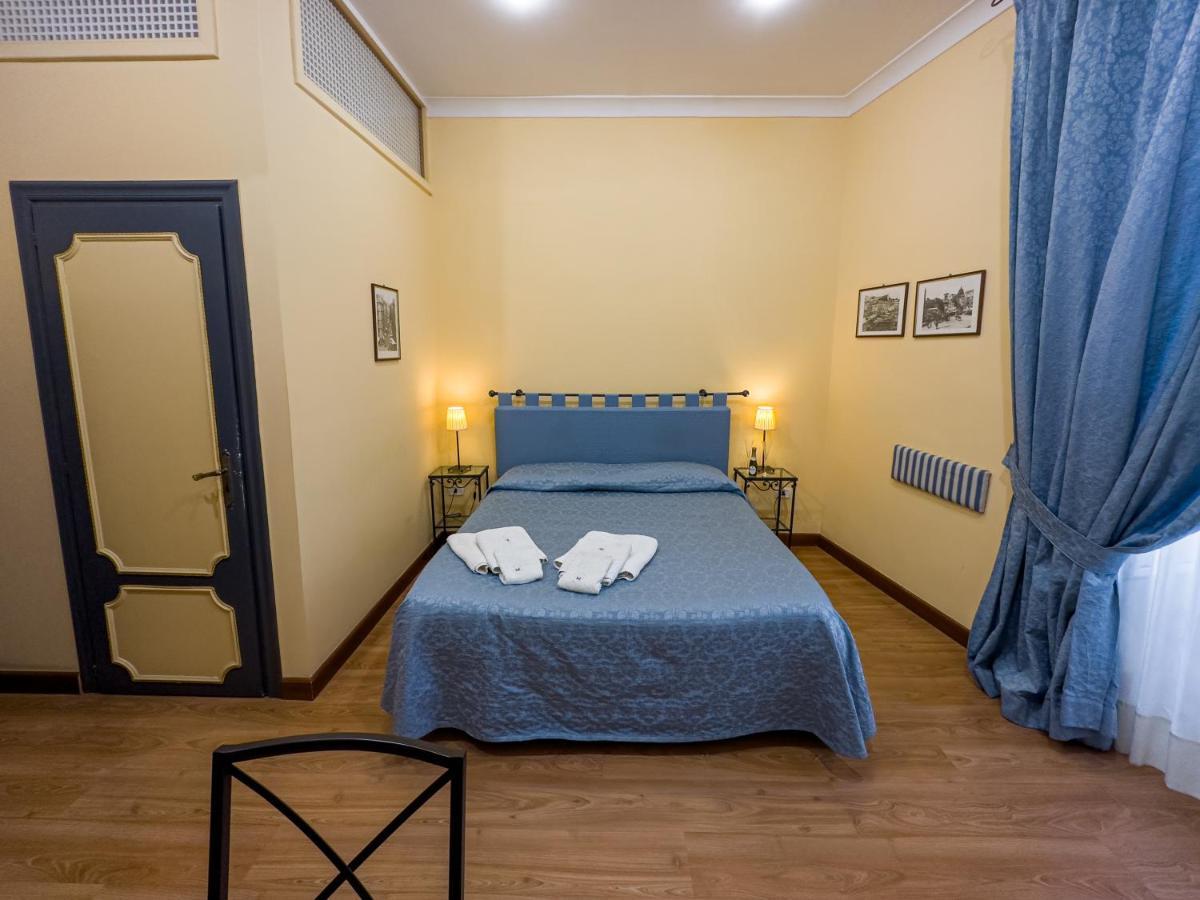 Monteoliveto Bed & Breakfast Napels Buitenkant foto