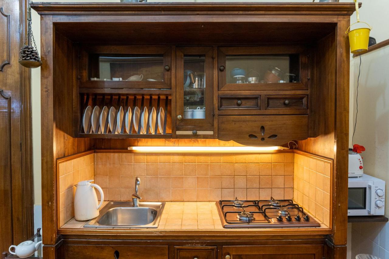 Monteoliveto Bed & Breakfast Napels Buitenkant foto