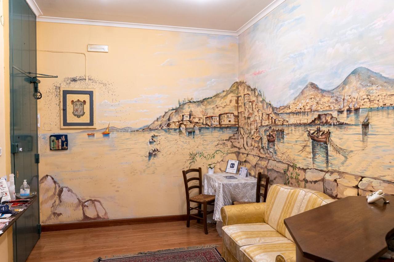 Monteoliveto Bed & Breakfast Napels Buitenkant foto