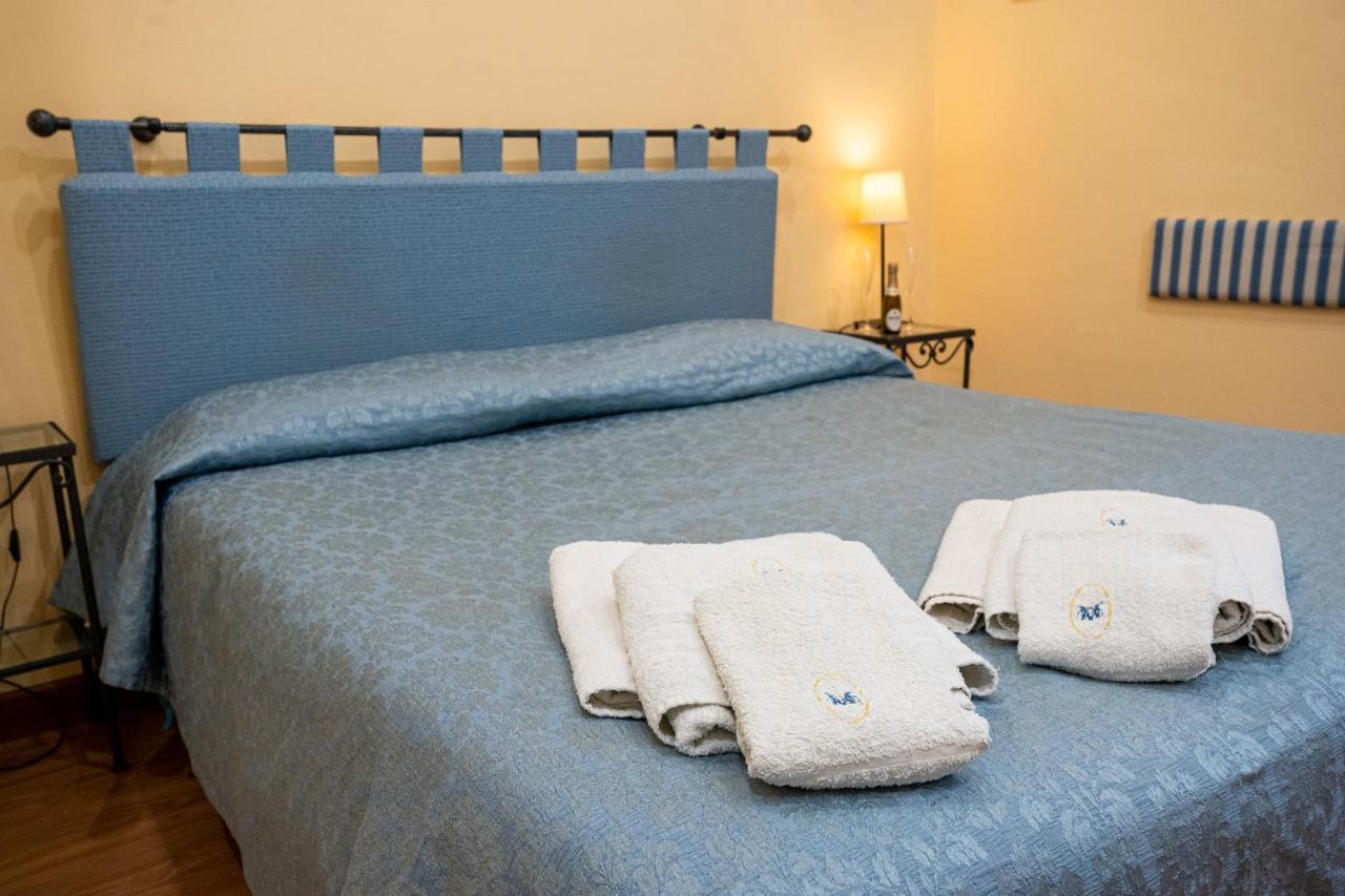 Monteoliveto Bed & Breakfast Napels Buitenkant foto
