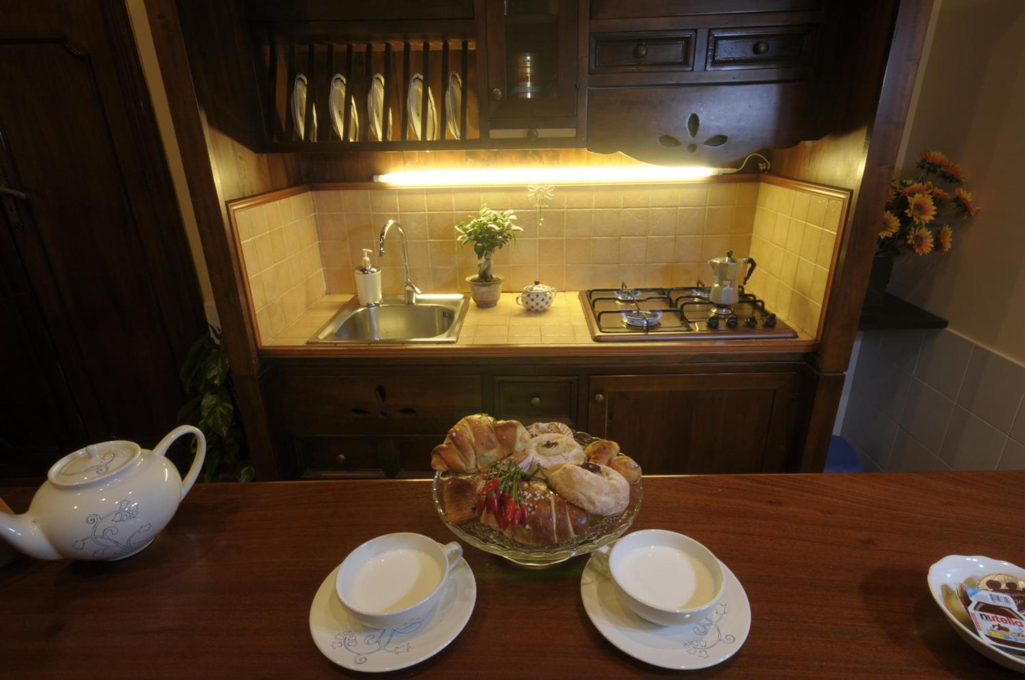 Monteoliveto Bed & Breakfast Napels Buitenkant foto