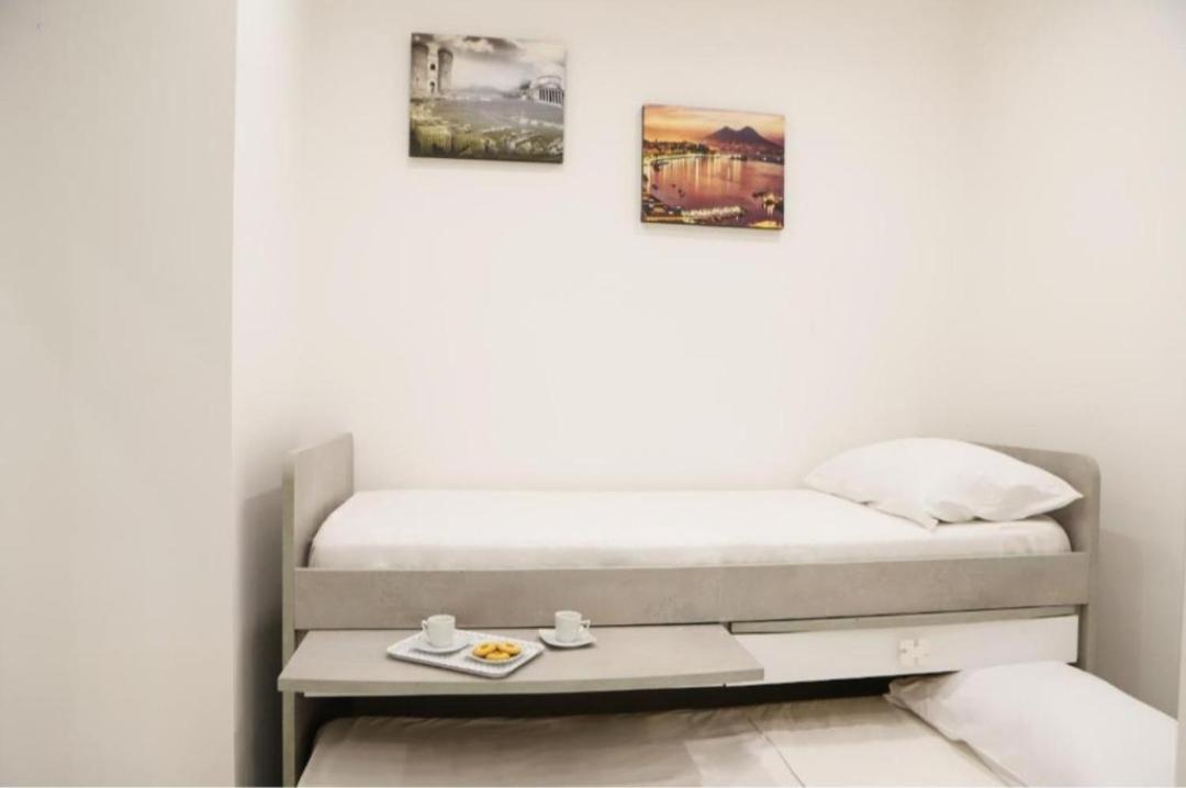 Monteoliveto Bed & Breakfast Napels Buitenkant foto