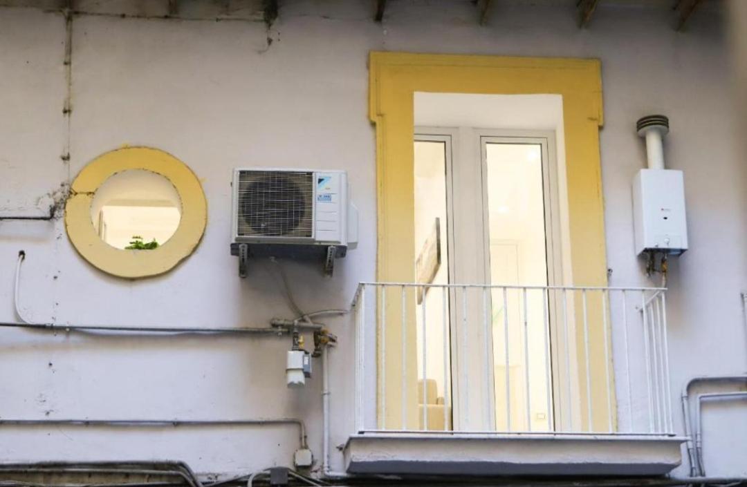 Monteoliveto Bed & Breakfast Napels Buitenkant foto