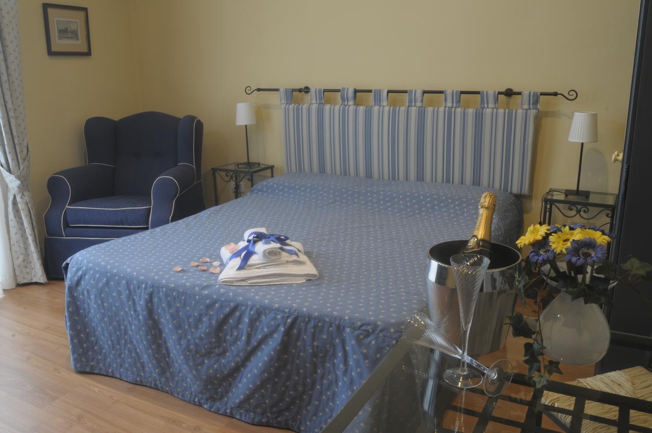 Monteoliveto Bed & Breakfast Napels Buitenkant foto